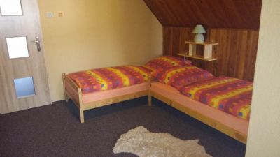 Liptowska chata przy strumieniu