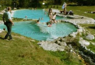 Przy źródle mineralnym 27°C